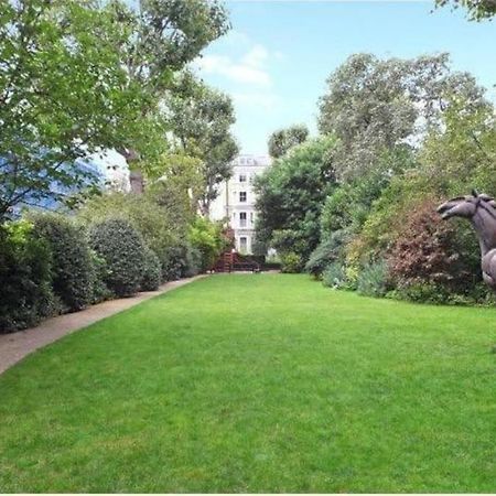 Appartamento Stunning 2 Bed/2Bath Flat In Heart Of Kensington Londra Esterno foto