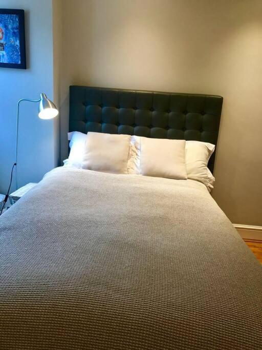 Appartamento Stunning 2 Bed/2Bath Flat In Heart Of Kensington Londra Esterno foto